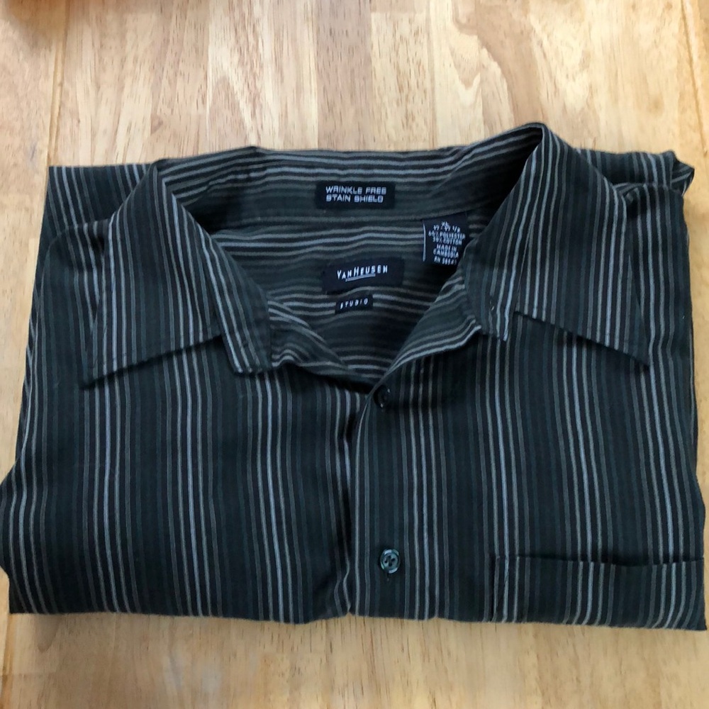 Men’s long sleeve shirt